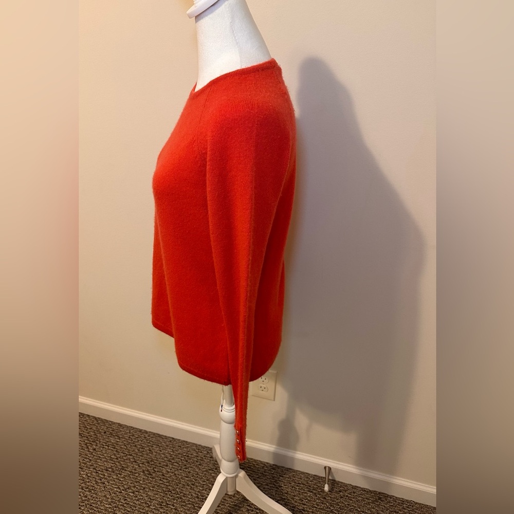 J. McLaughlin Jamey Cashmere Sweater Elegant Orange Red Crew Neck Size Medium - Picture 2 of 8
